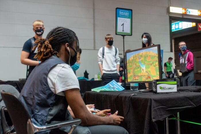 SmashContest-059 (Groß)