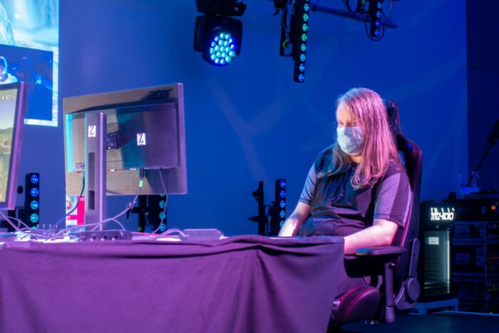 SmashContest-147 (Groß)