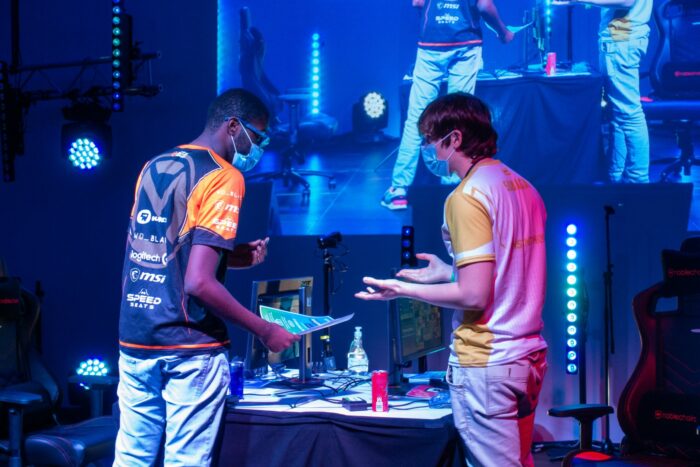 SmashContest-168 (Groß)